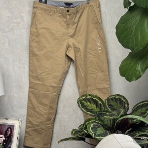New Tommy Hilfiger Men's Khaki Straight Fit Chinos